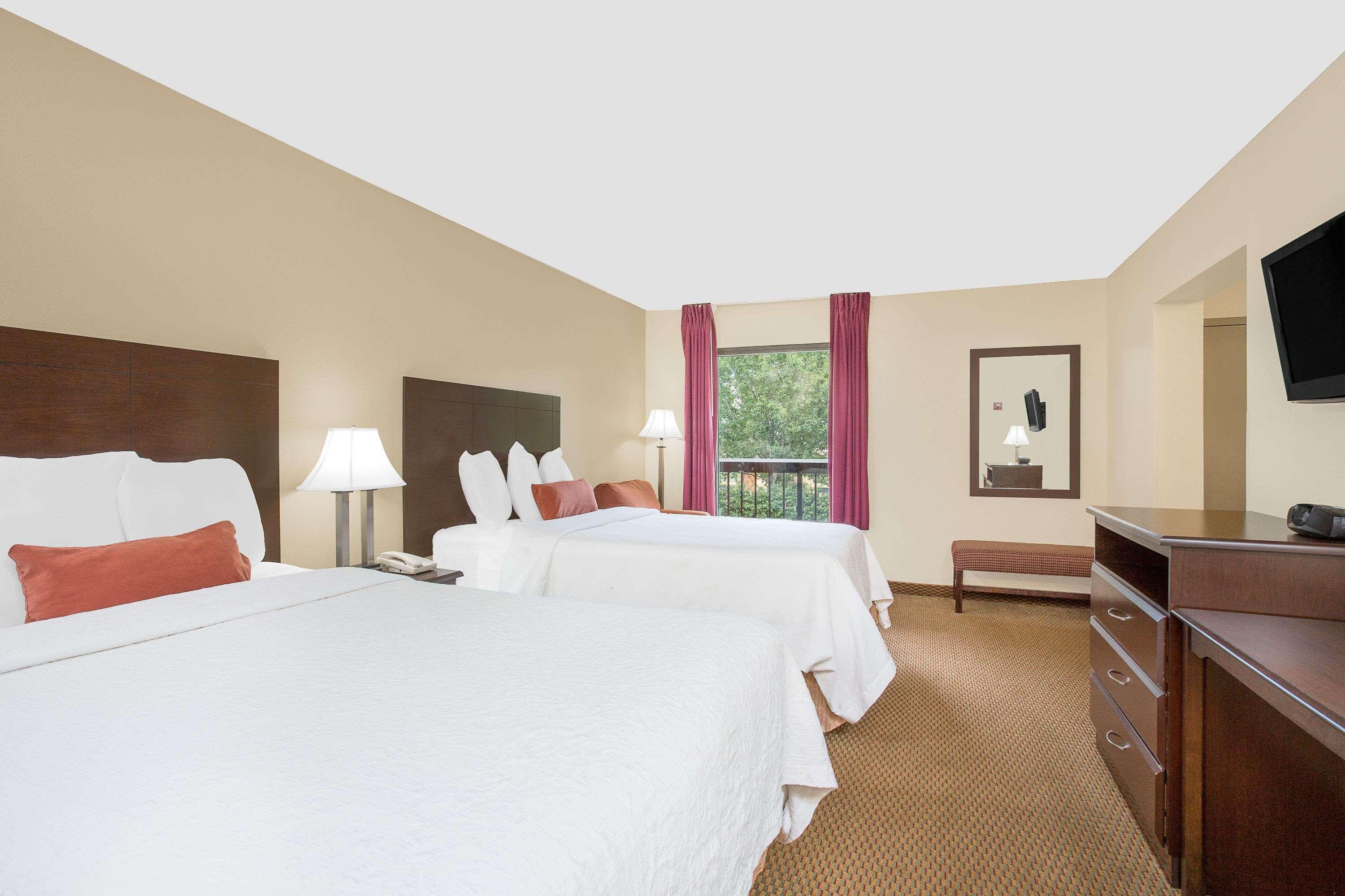 Baymont By Wyndham Greenville Ngoại thất bức ảnh